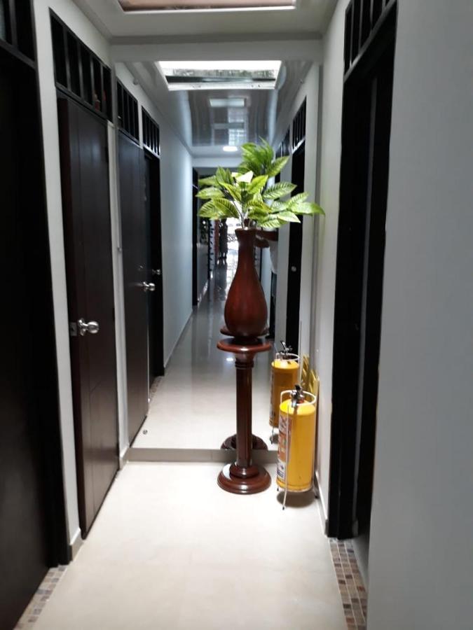 Hotel Plaza Centro Флоренсия Экстерьер фото