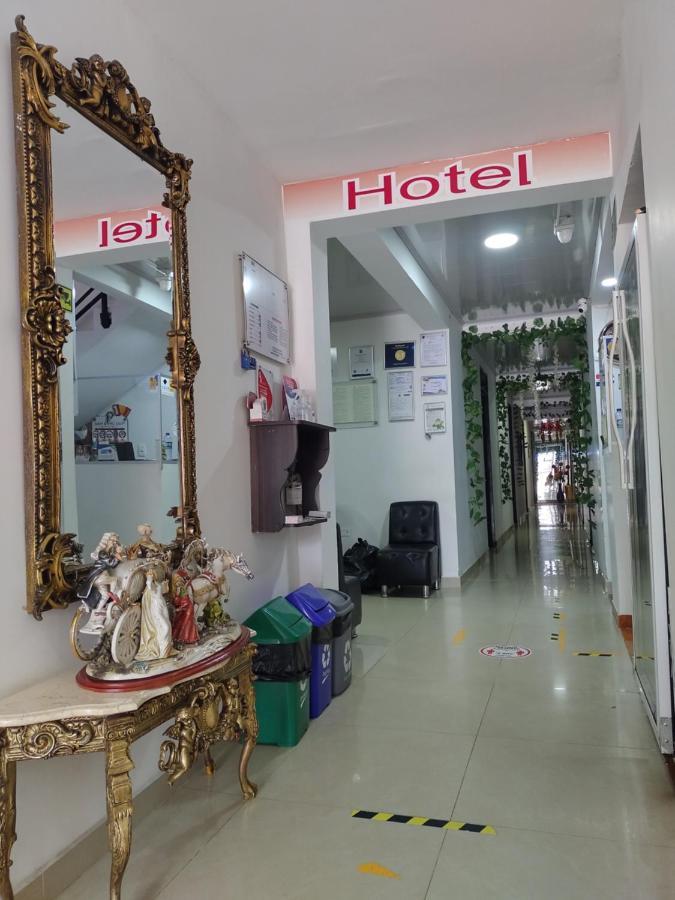 Hotel Plaza Centro Флоренсия Экстерьер фото