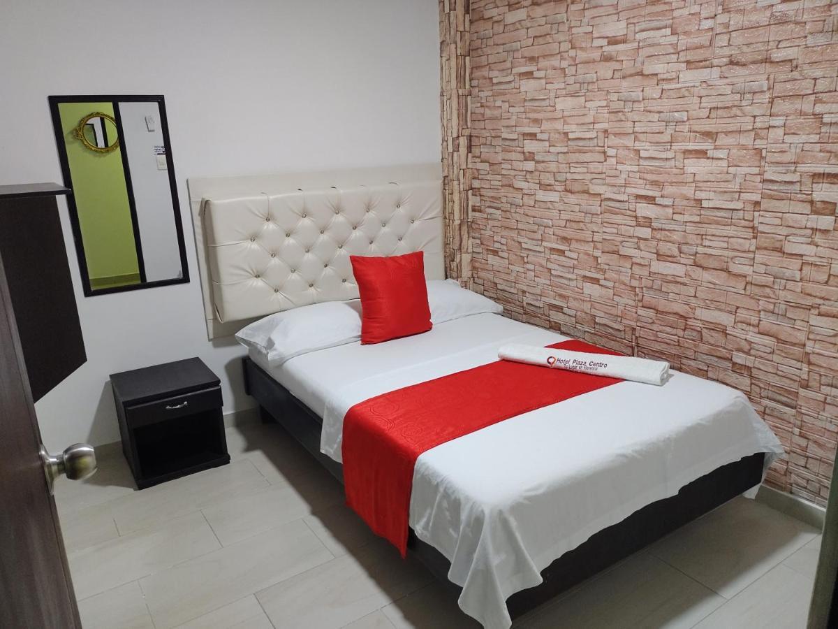 Hotel Plaza Centro Флоренсия Экстерьер фото