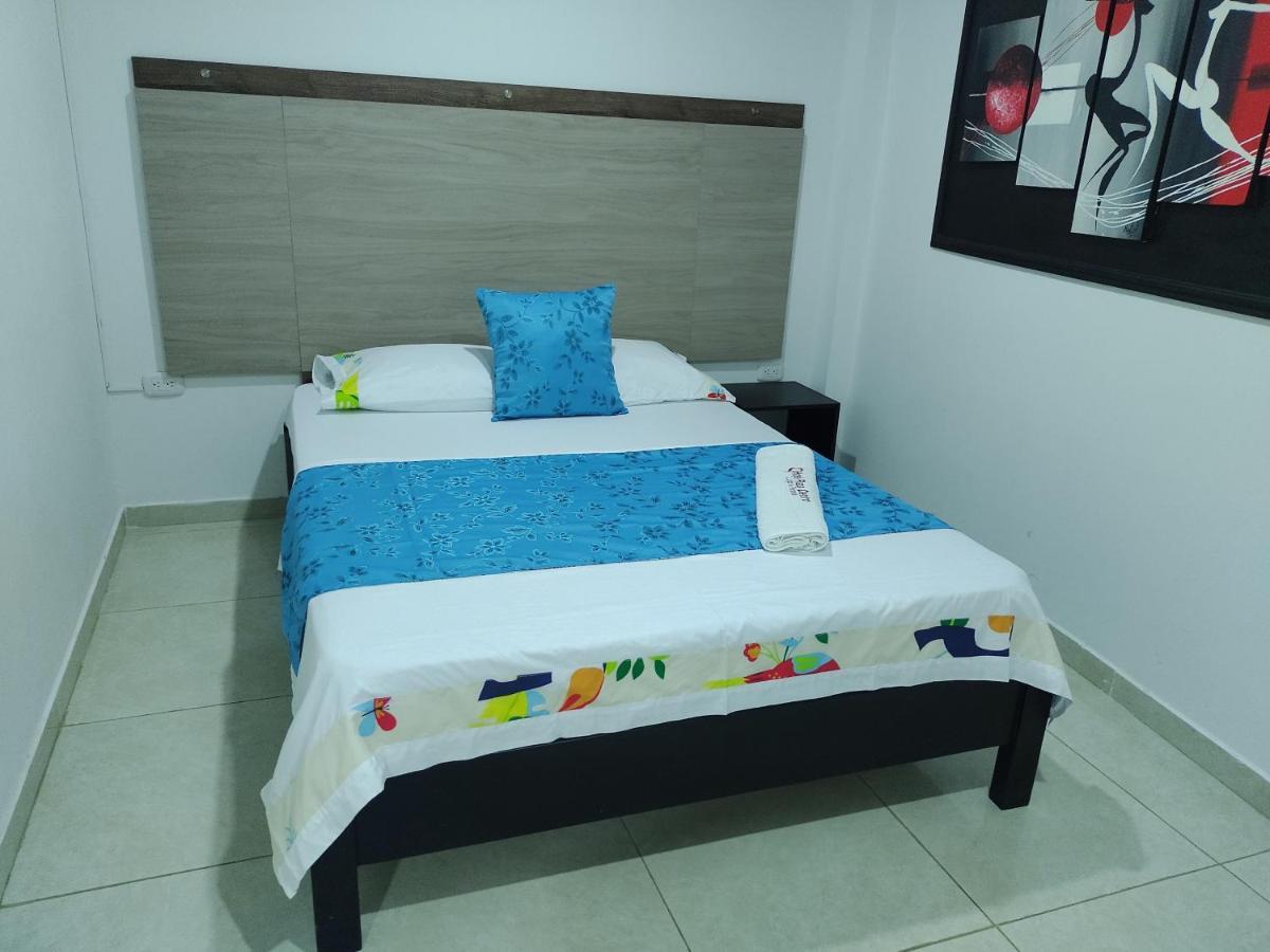 Hotel Plaza Centro Флоренсия Экстерьер фото