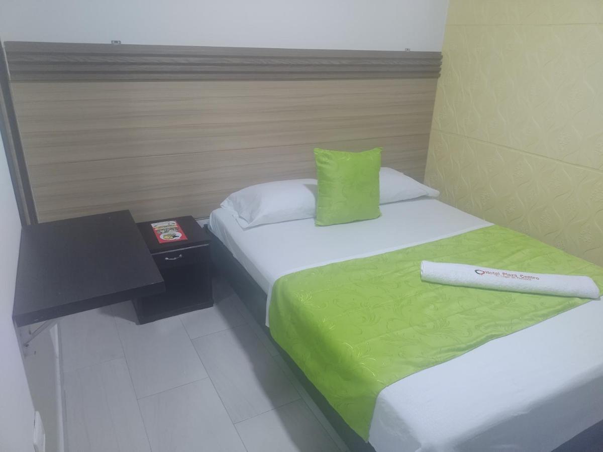 Hotel Plaza Centro Флоренсия Экстерьер фото