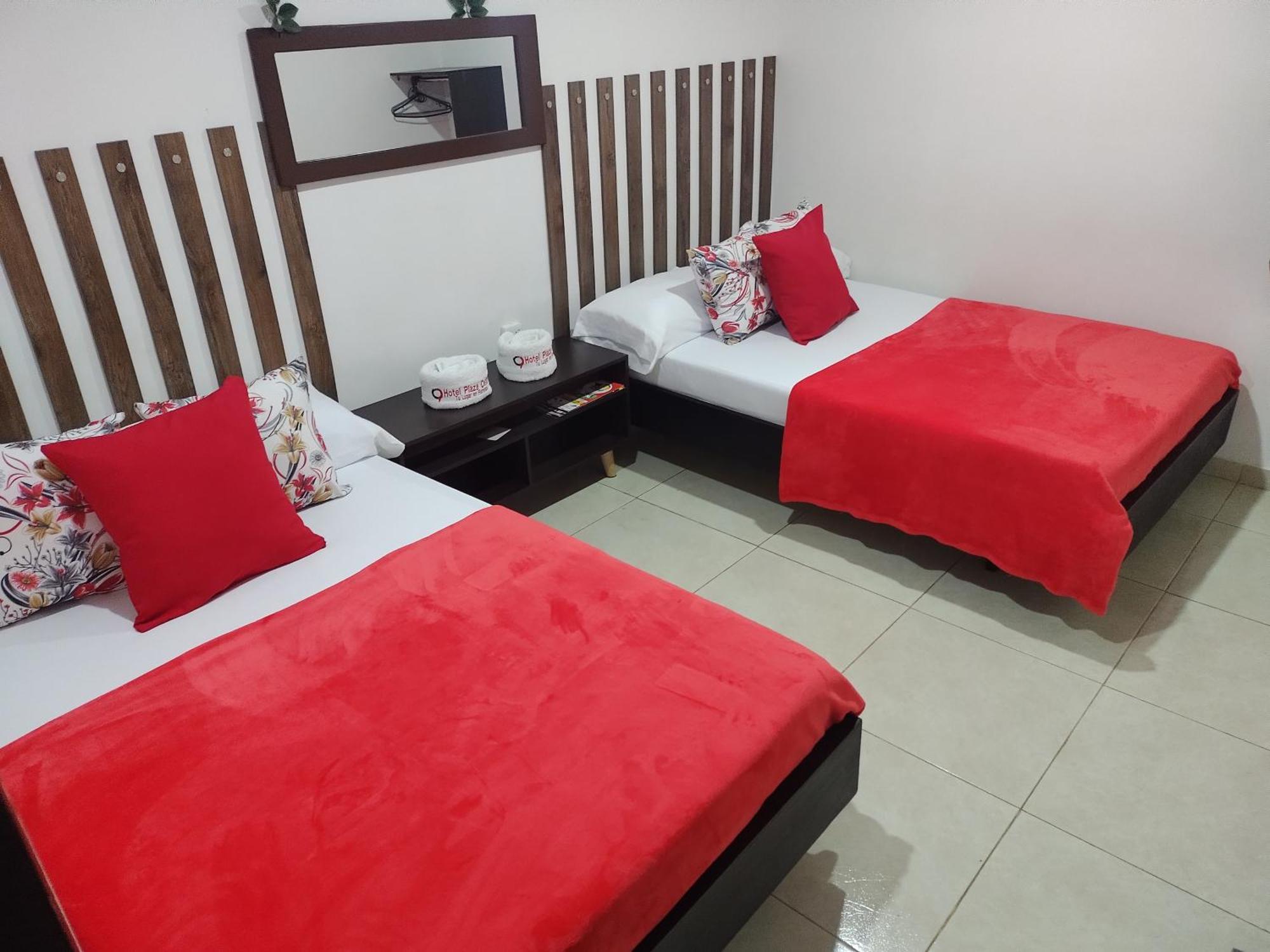Hotel Plaza Centro Флоренсия Экстерьер фото